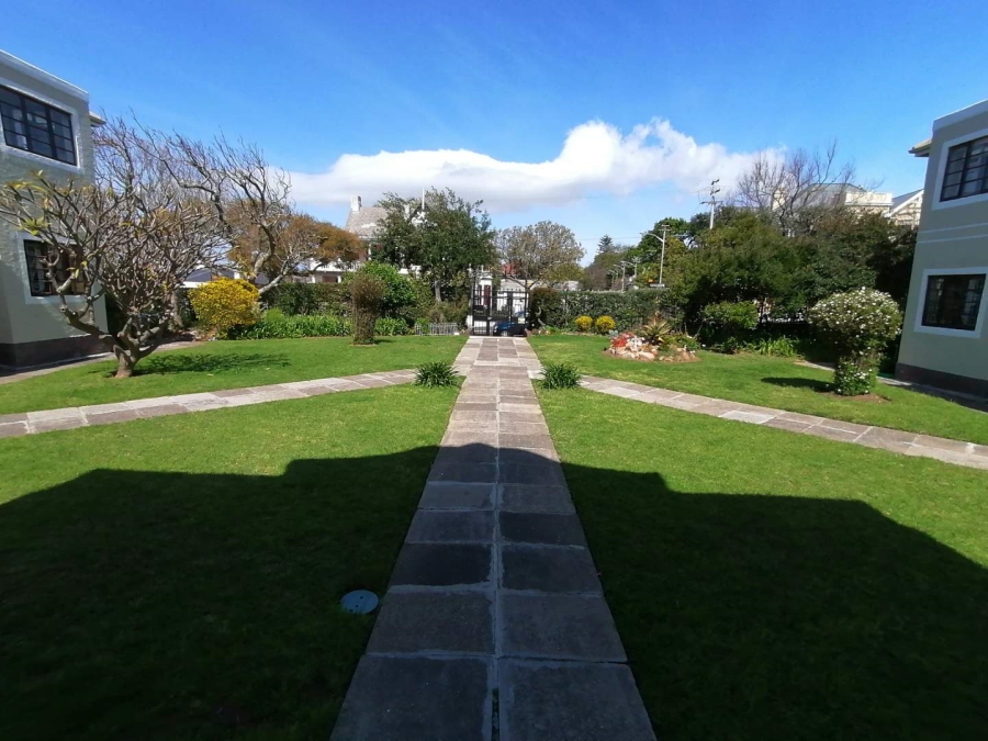 2 Bedroom Property for Sale in Mowbray Western Cape